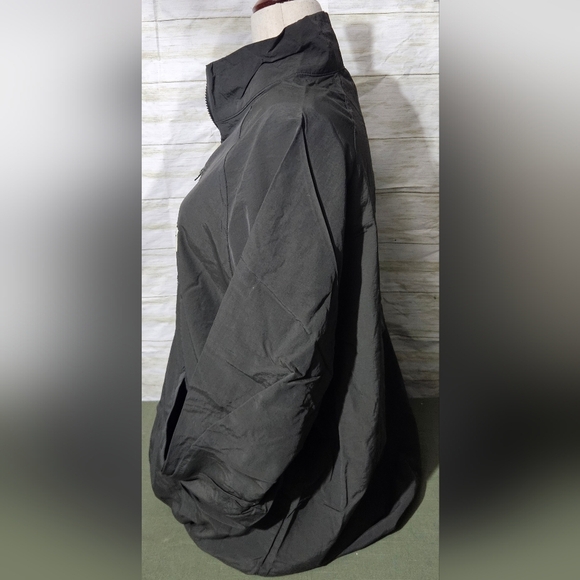 Staple Dark Gray Windbreaker Jacket - Picture 9 of 10